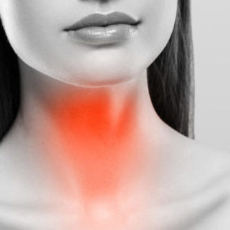 Поддерживает в норме структуру щитовидной железы.